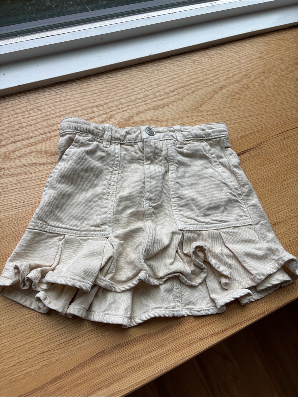 Zara beige ruffle skirt